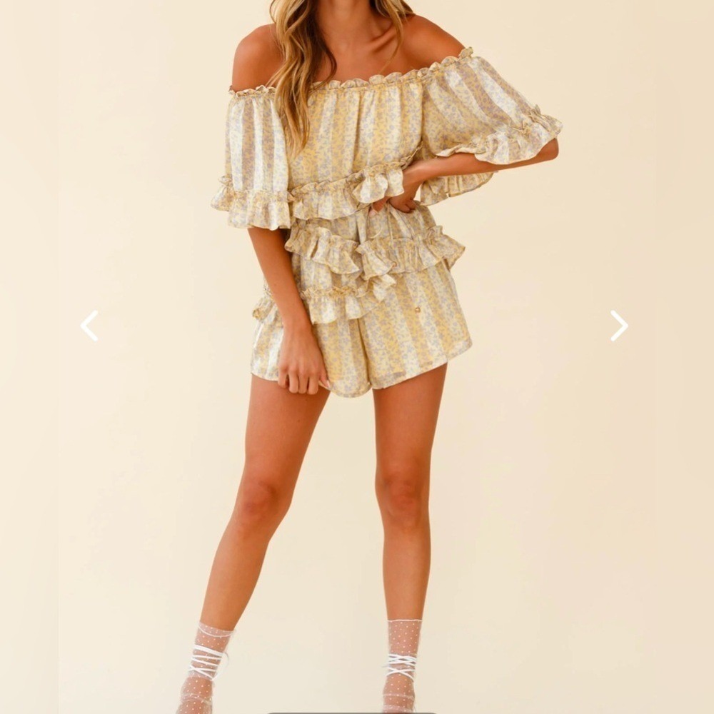 Here Comes The Sun Fairycore Off-the-Shoulder Floral Yellow Ruffled Romper S EUC